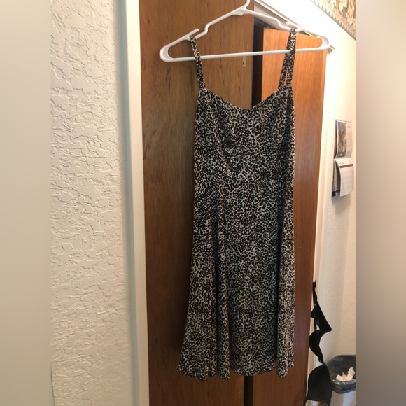 Old Navy Dresses & Skirts - Summer dress